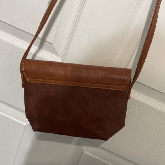 Brown cross body bag. - Picture 5 of 5